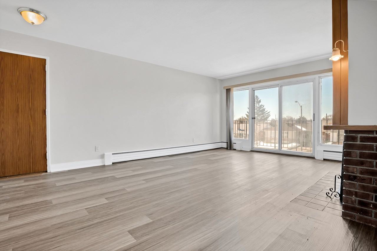 251-283 The West Mall - Photo 2 of 50