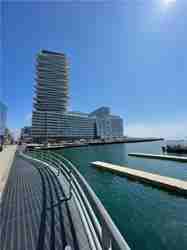 15 Queens Quay E #714