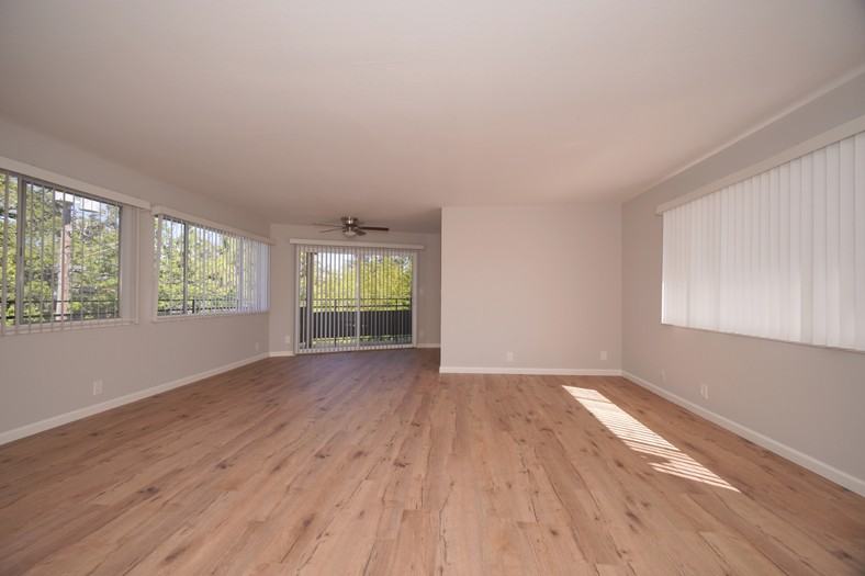 530 Kendall Ave #07