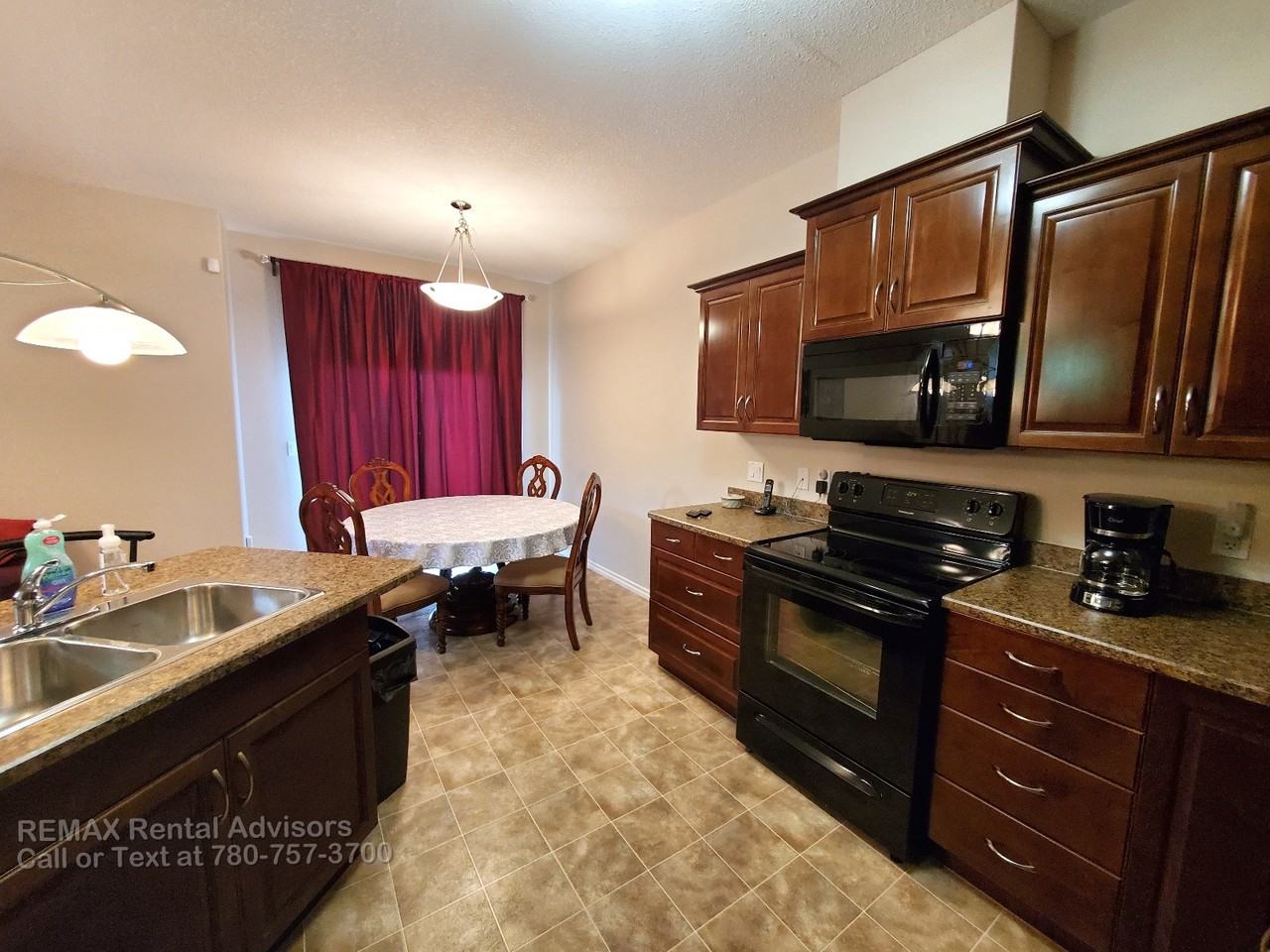 41 Summerwood Blvd - Photo 3 of 17