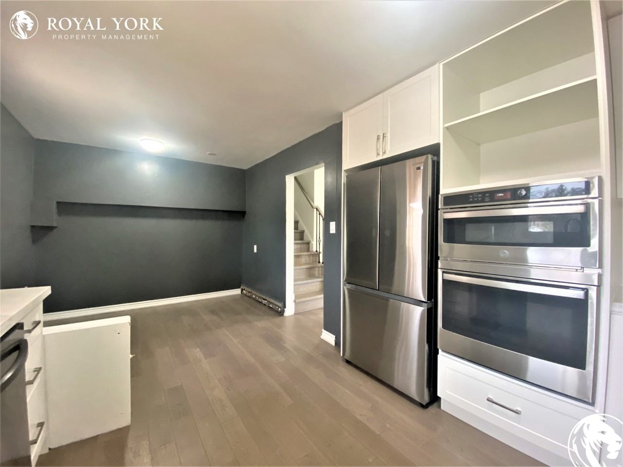105 Clearspring Rd #1 - Photo 2 of 30