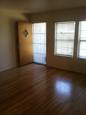 2325 Krogh Ct NW - Photo 3 of 8