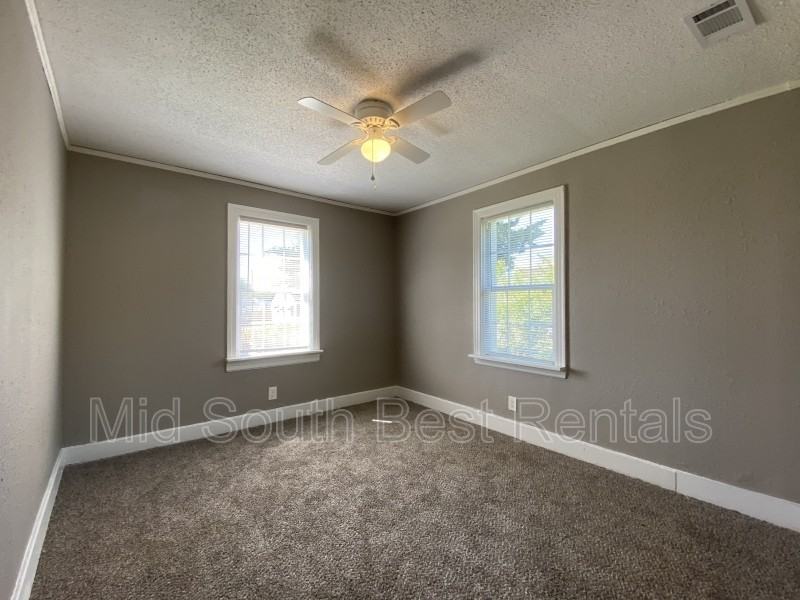 274 Edsel Ave - Photo 6 of 8