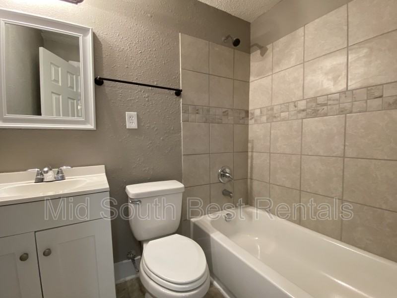 274 Edsel Ave - Photo 7 of 8