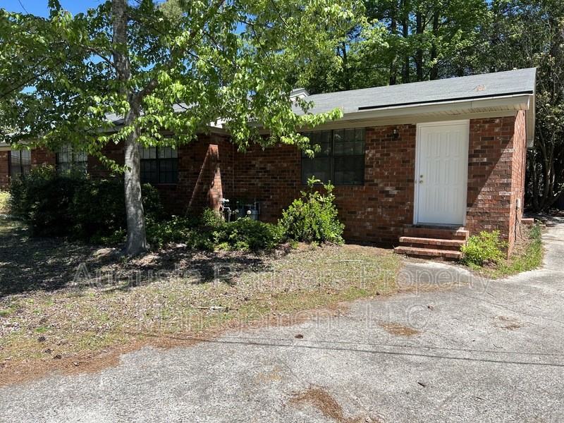 103 Blue Ct - Photo 2 of 32