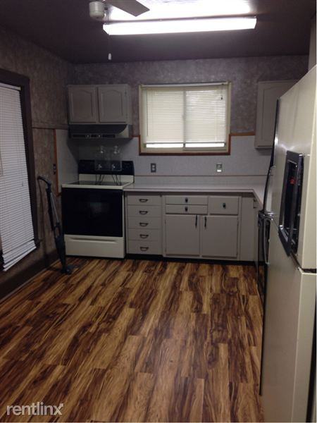 320 S West St - Photo 2 of 4