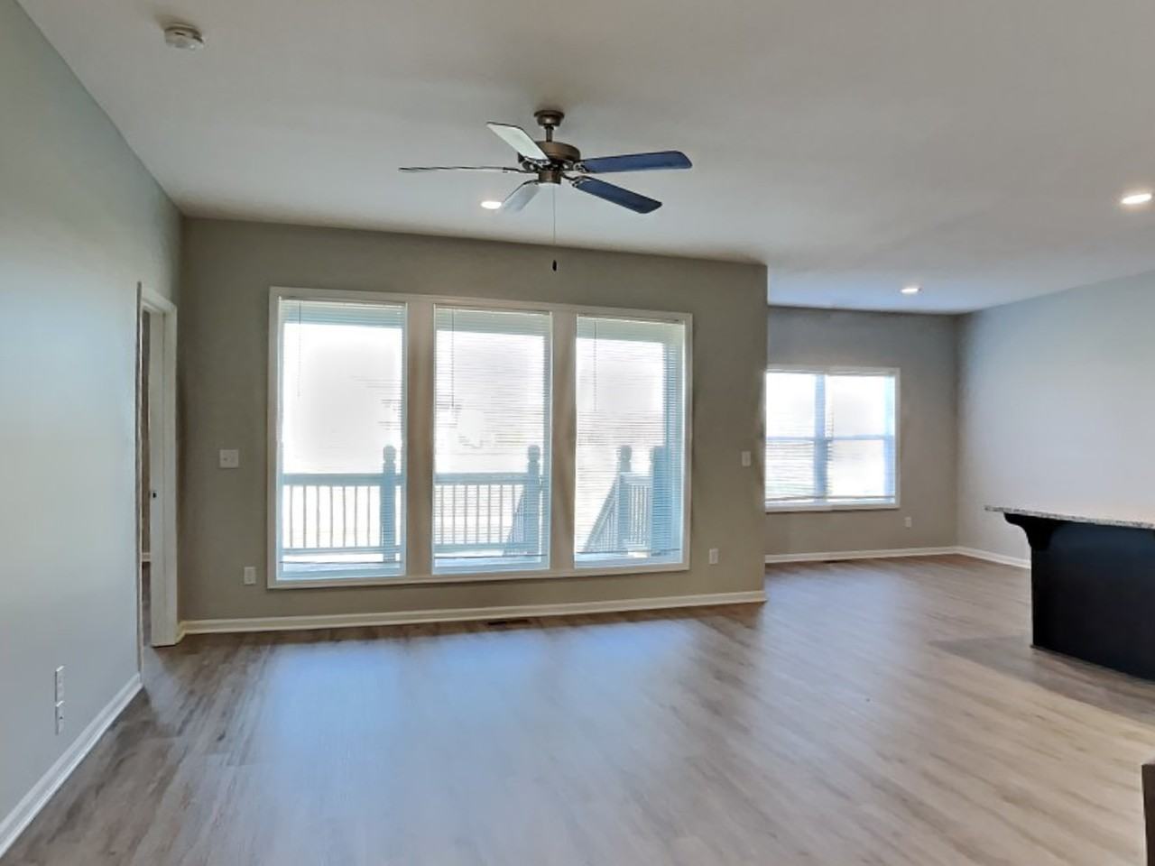 21709 North Rdg - Photo 2 of 19