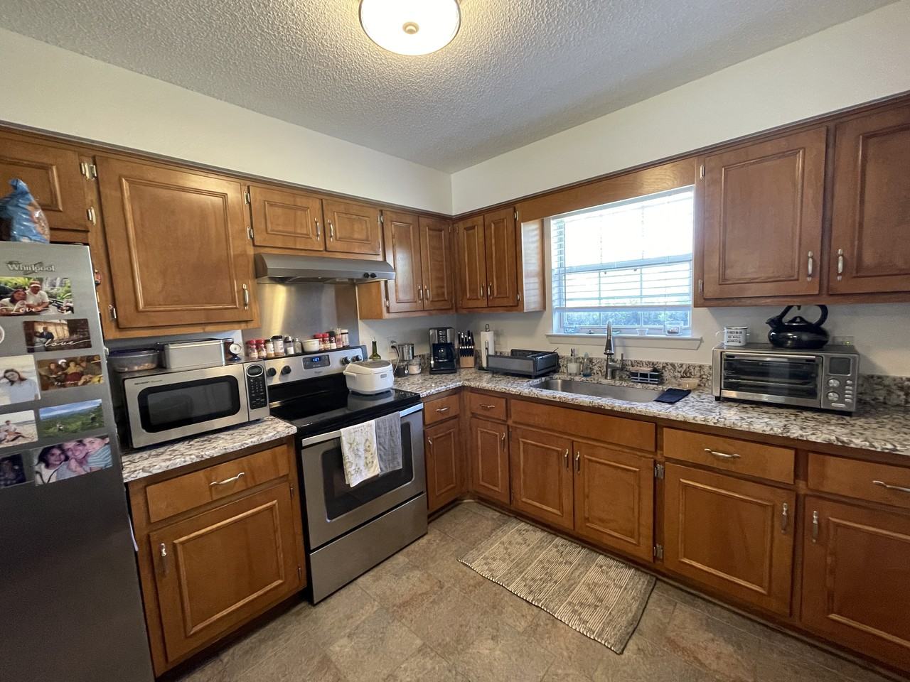105 Northgate Dr W - Photo 3 of 10