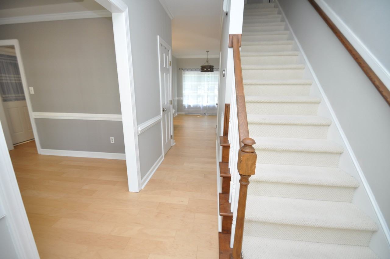 101 Glen Hearth Ct - Photo 2 of 50