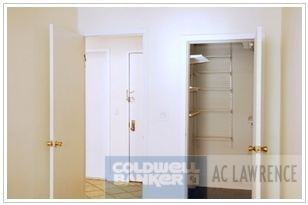 West 72nd and Broadway - Photo 3 of 4