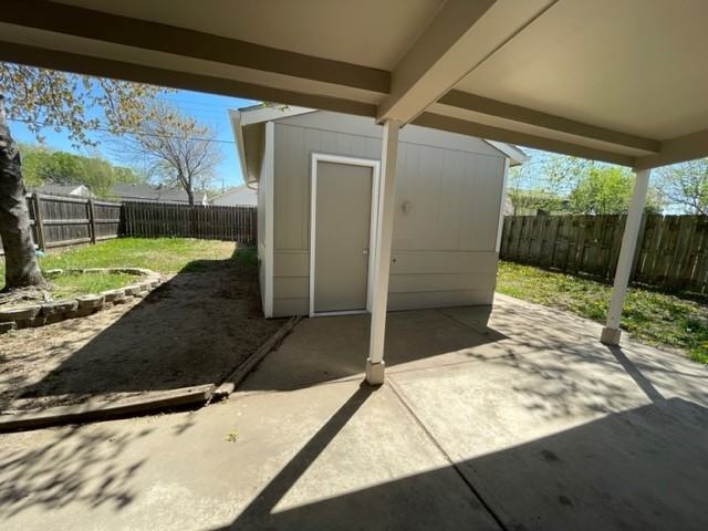 1748 S Meridian Ave - Photo 3 of 17