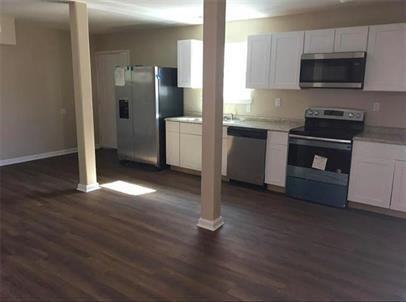 4211 Downman  Rd - Photo 2 of 5