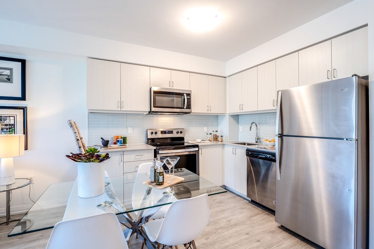 Parkside Square Apartments 55 Smooth Rose Crt, Toronto, ON M2J 0G7