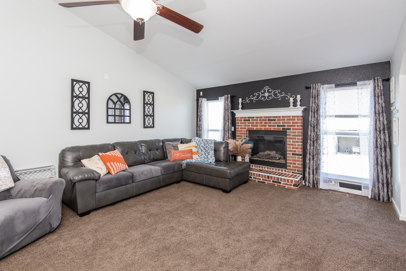 822 Mclivaine Ct - Photo 3 of 41