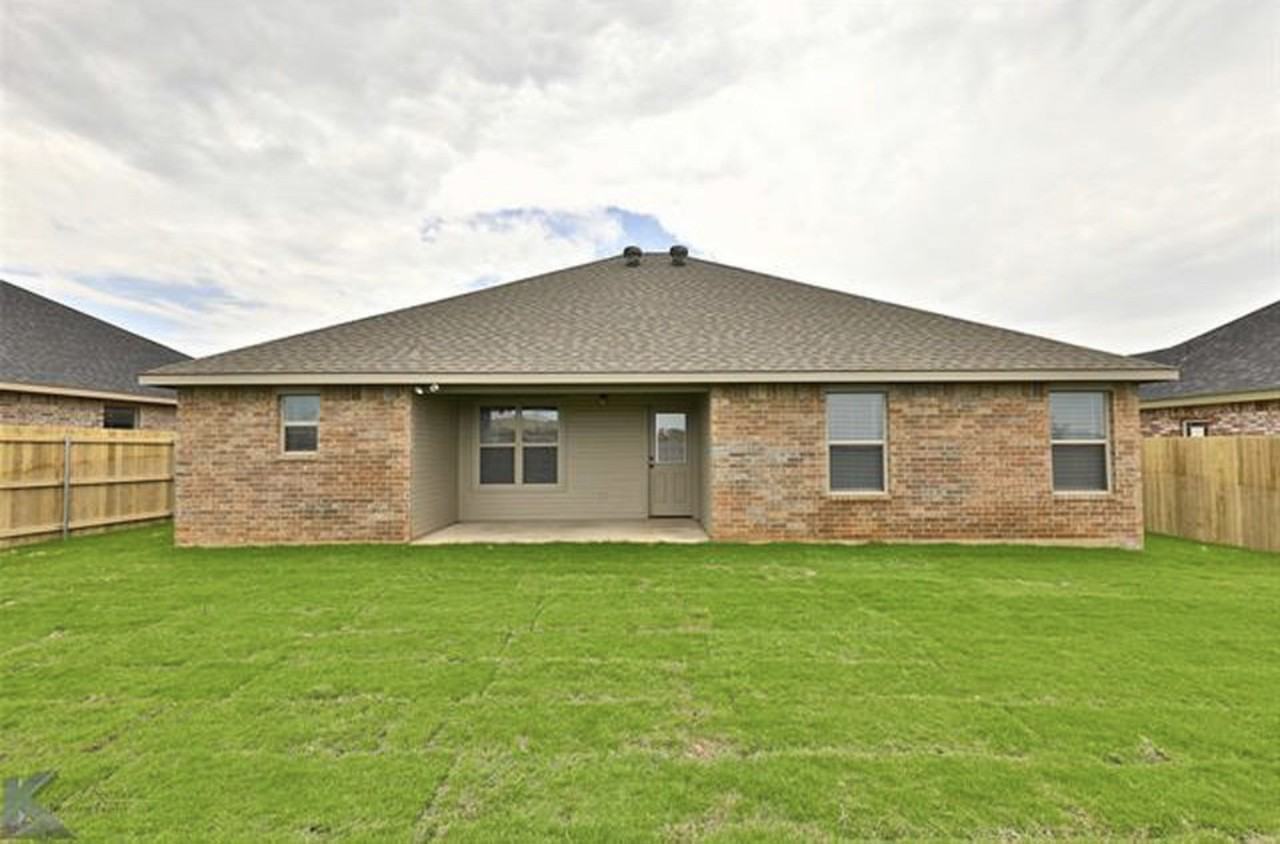 138 Carriage Hills Pkwy #NA - Photo 2 of 20