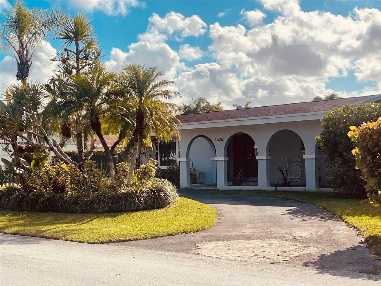 13602 Sw 101st Ave #13602