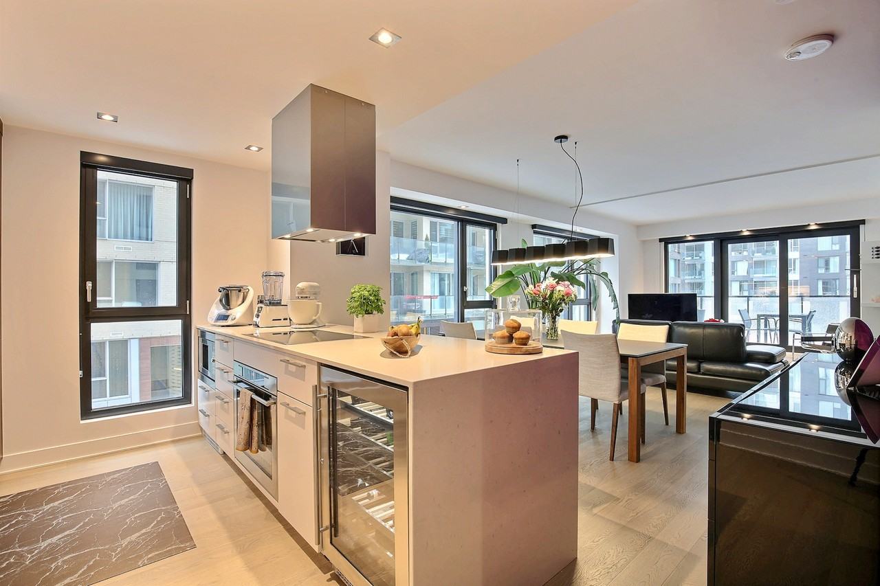 1458 Rue des Bassins - Photo 3 of 26