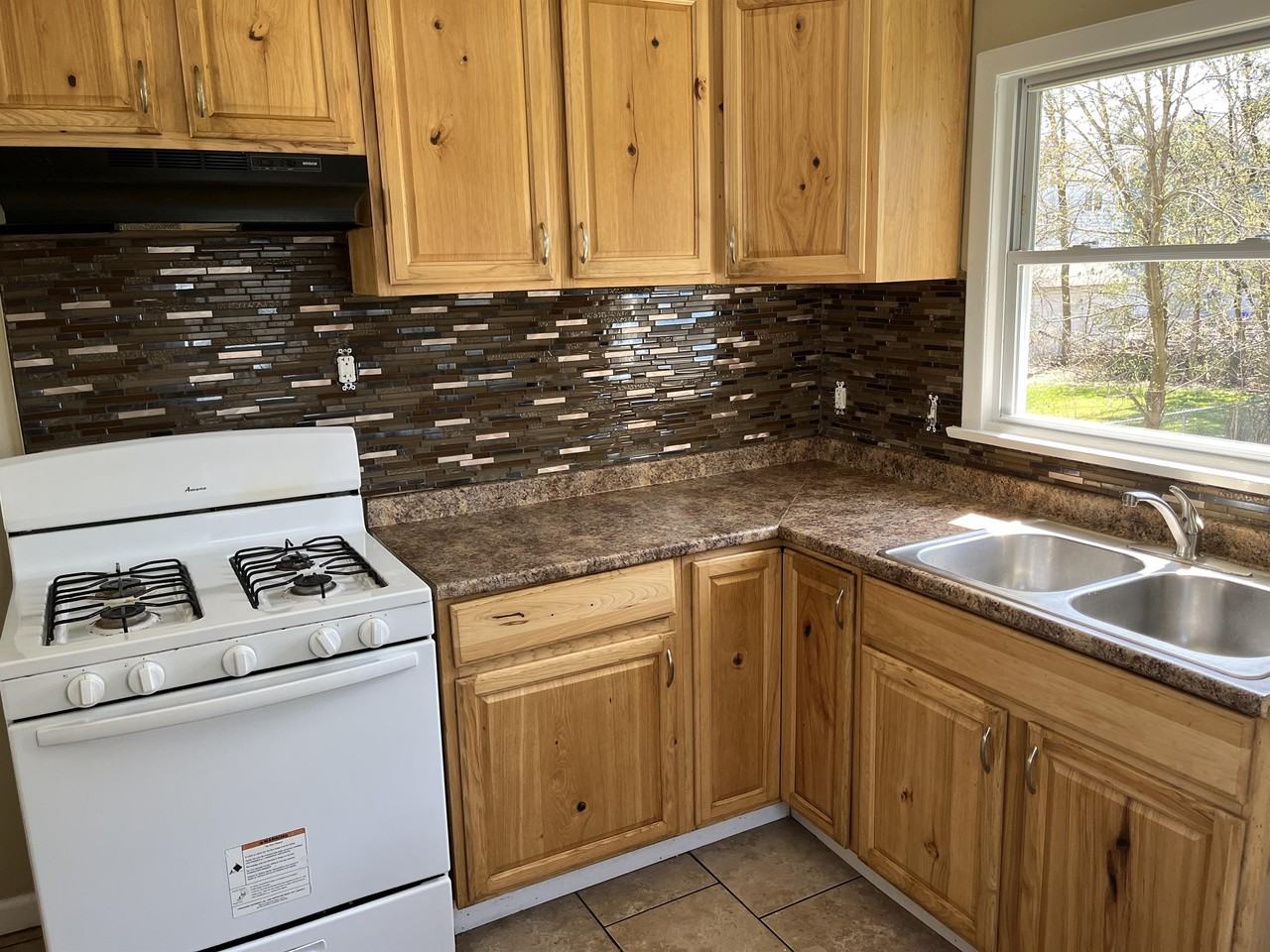 205 Hall Ave #1 - Photo 3 of 15