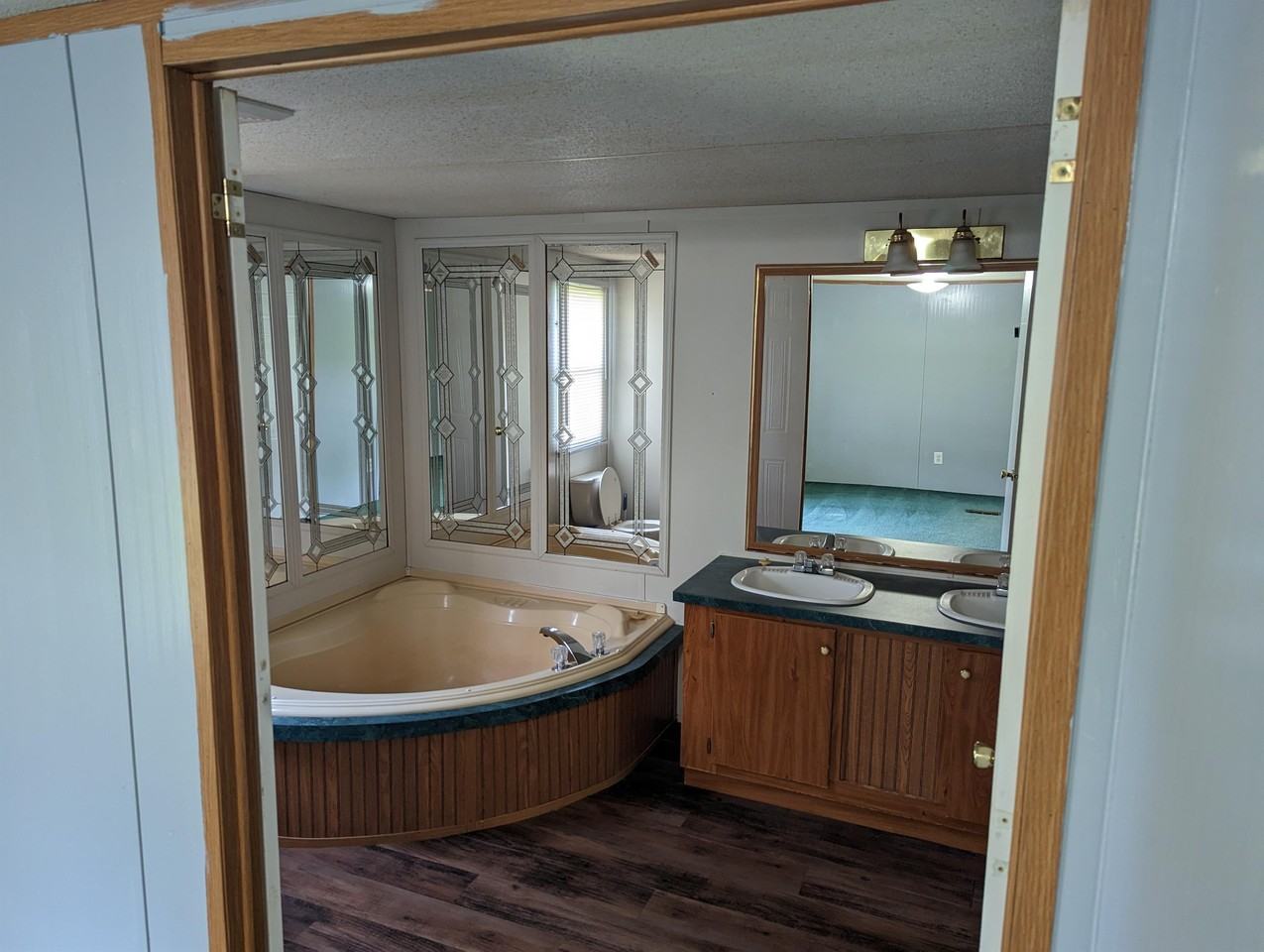 19 Ransdell Ln #1 - Photo 4 of 9