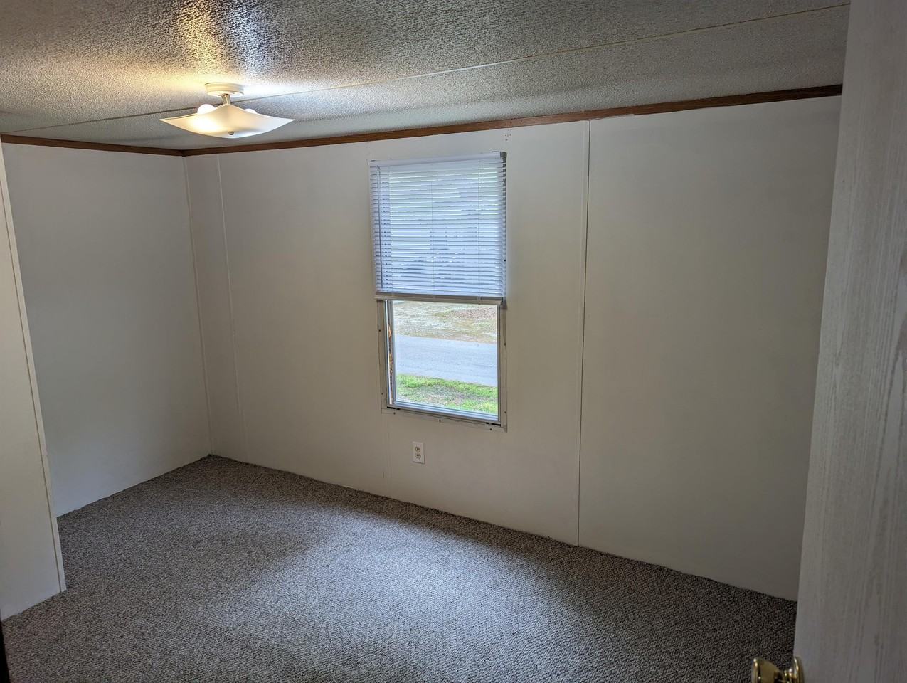 19 Ransdell Ln #1 - Photo 6 of 9