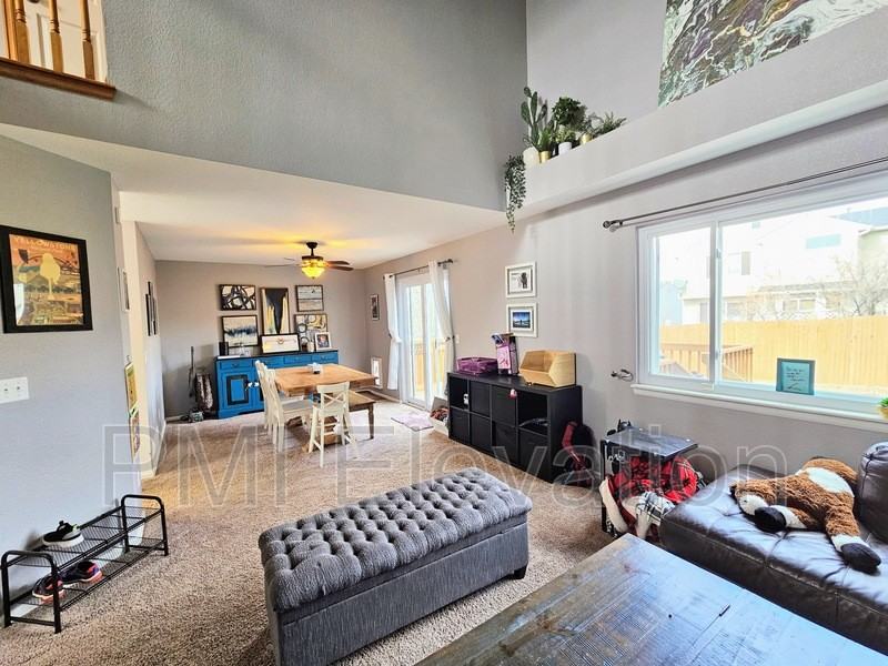 5326 S Ukraine St - Photo 3 of 26