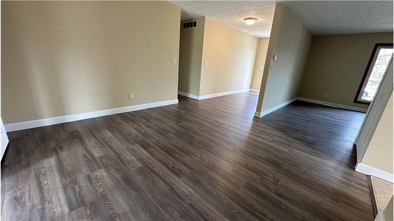 4505 Scioto Dr - Photo 5 of 19