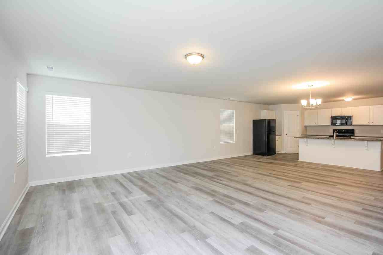 2952 Ember Brook Ct - Photo 3 of 13