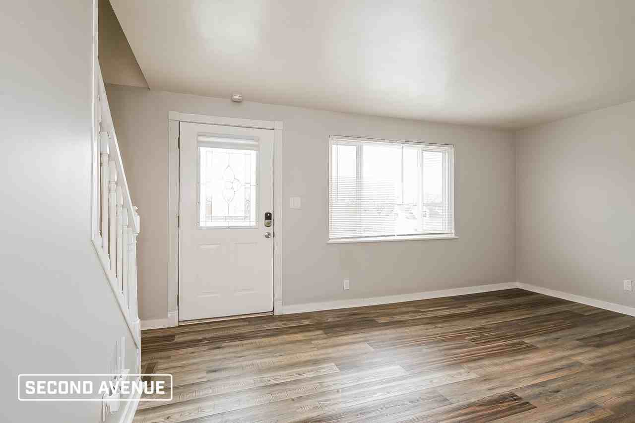 1722 Loretta Dr - Photo 2 of 21