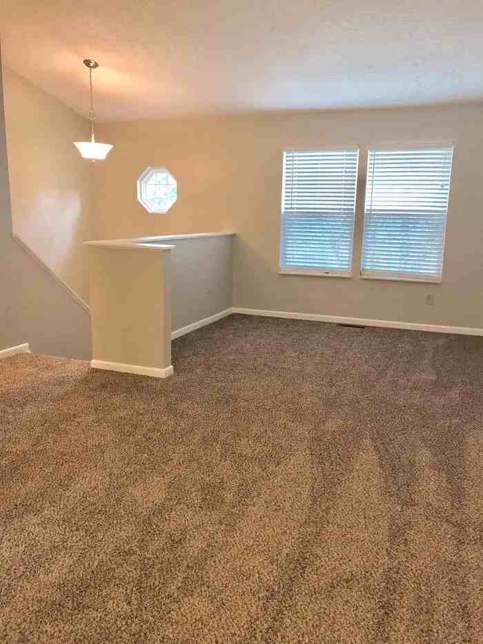 43 Mallard Dr - Photo 3 of 25