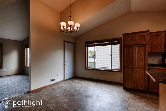 14709 Boysenberry Ct - Photo 3 of 17