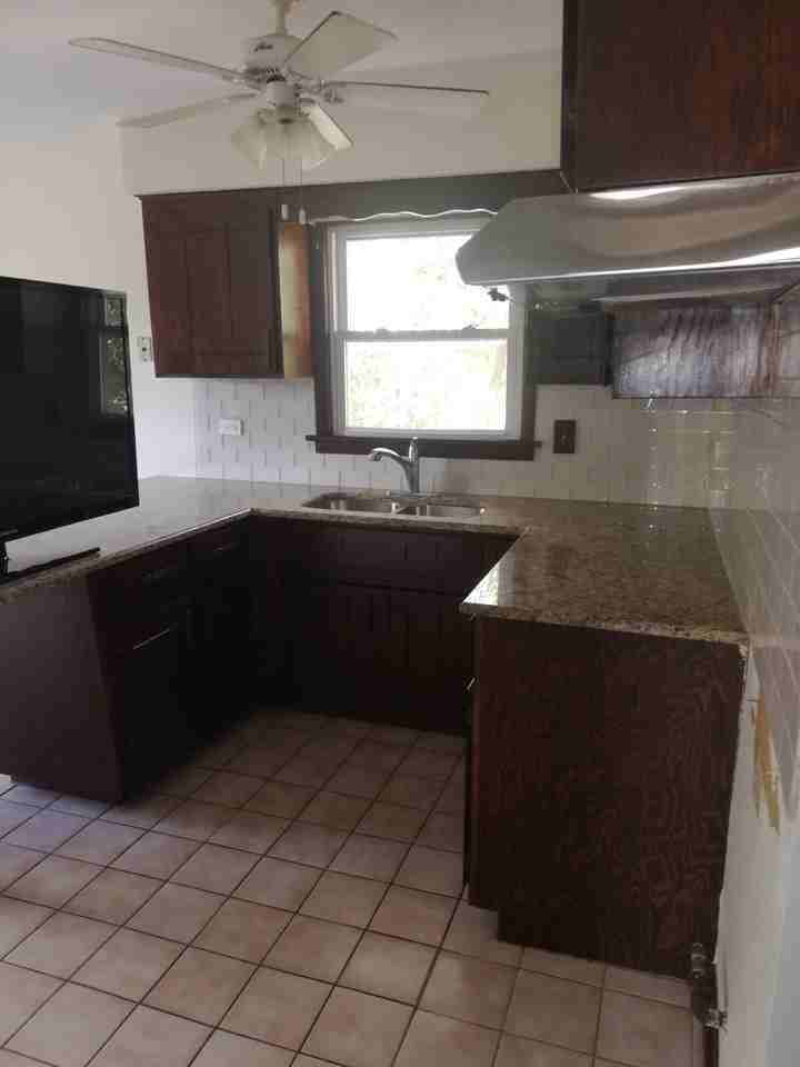 7821 Garden Ln #2ndFL - Photo 3 of 8