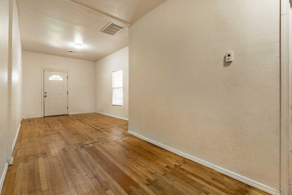 1704 Northwest 33rd Street #1 - Photo 3 of 12