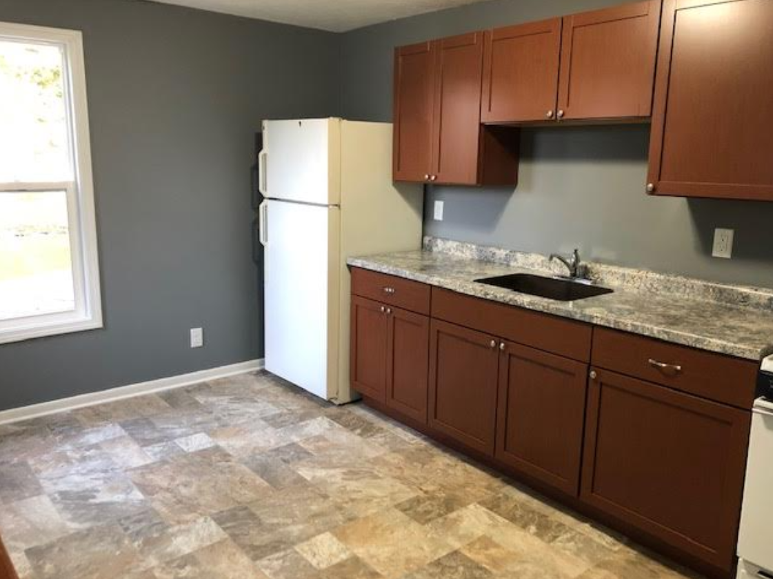 612 N Calhoun St #1 - Photo 3 of 7