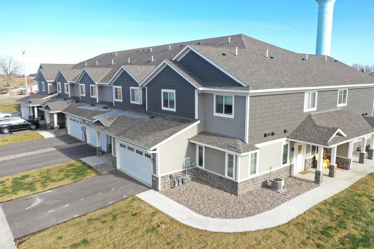 694 Stone Haven Dr Ne #694 - Photo 2 of 15