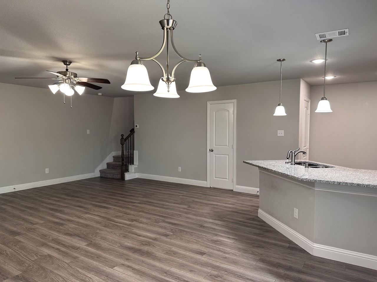 Jade Dr 6801 - 1 #1 - Photo 2 of 24