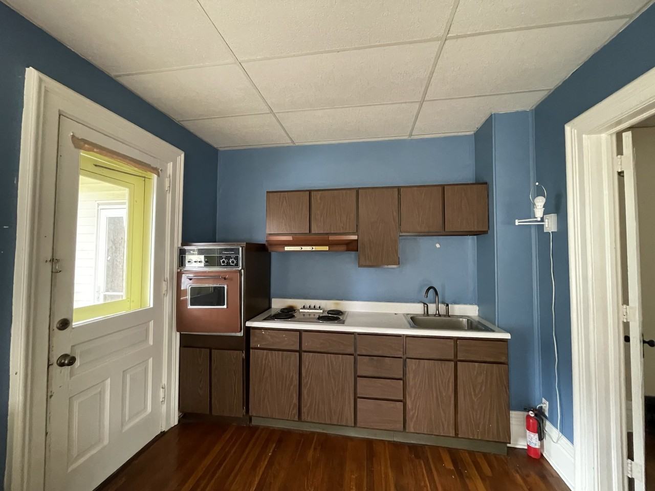 806 S Superior St #1-2023 - Photo 3 of 6