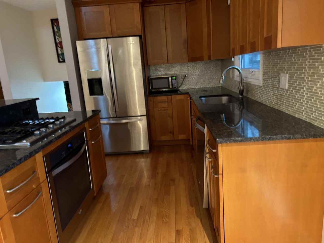 17012 Redwood Ct #1 - Photo 3 of 11