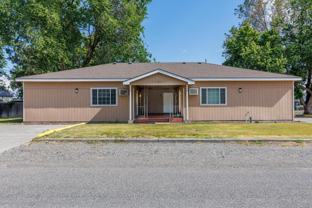 920 W Entiat Ave - Photo 1 of 1