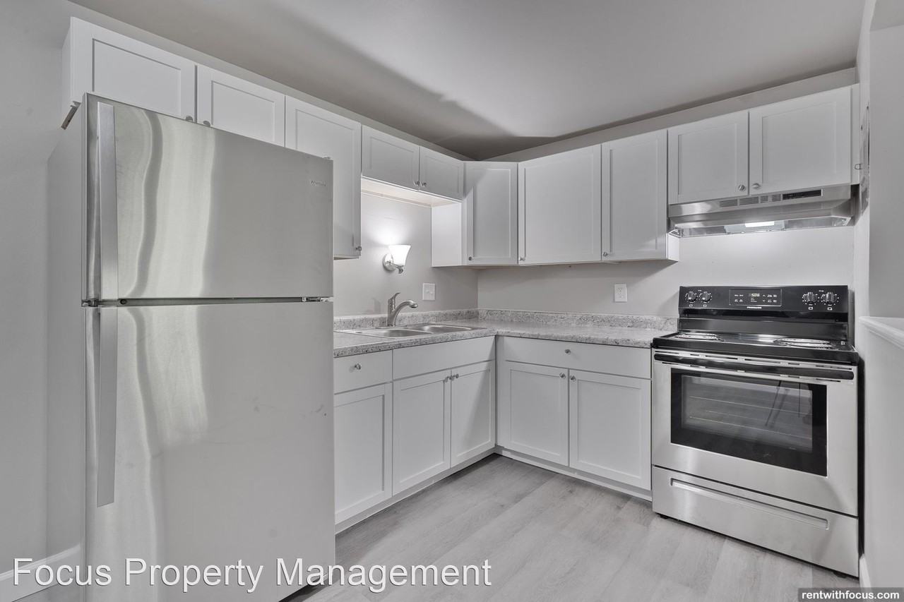 2264 Eastman Avenue - Photo 2 of 6