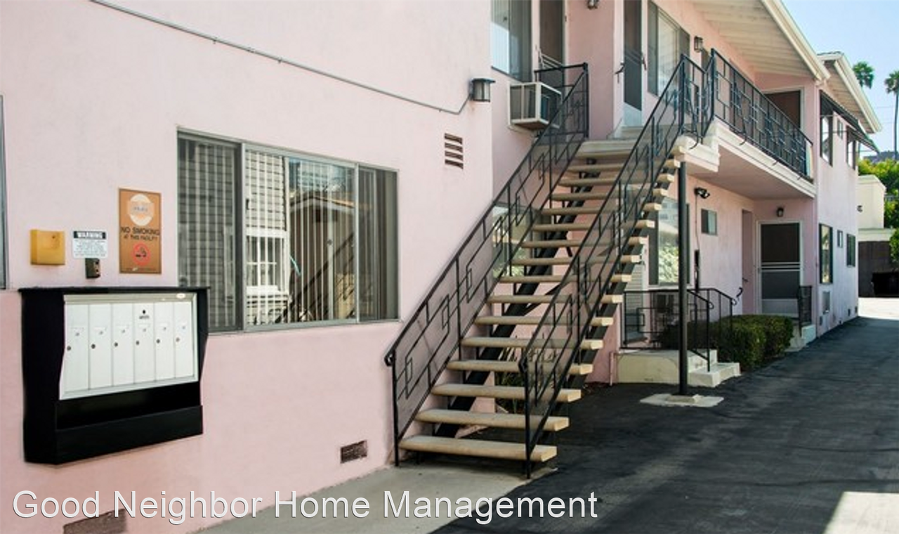 Happy in Heart of Glendale - Photo 2 of 4