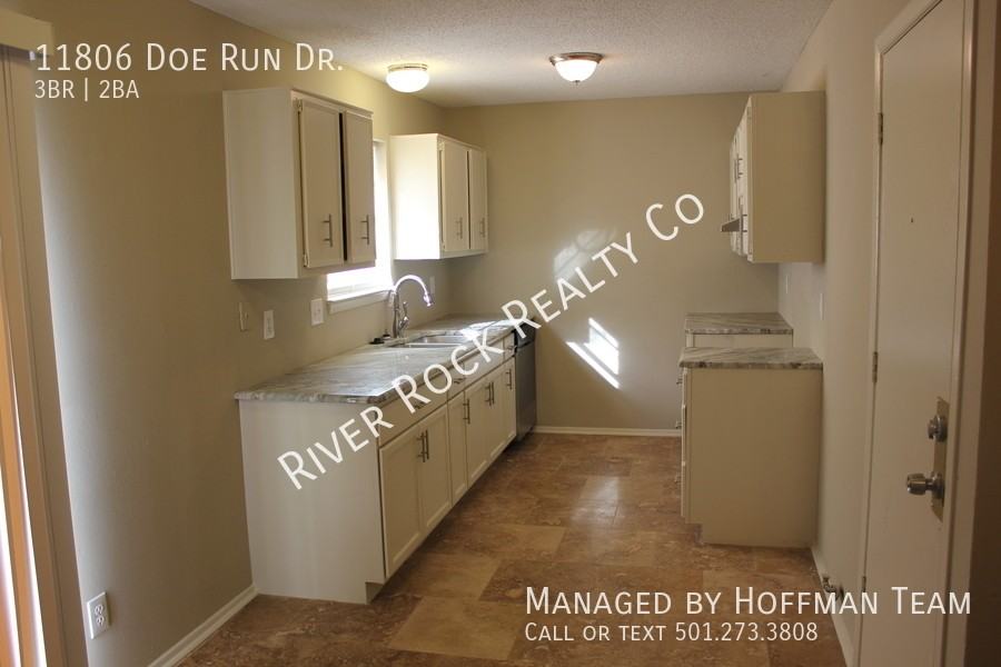 11806 Doe Run Dr - Photo 3 of 4