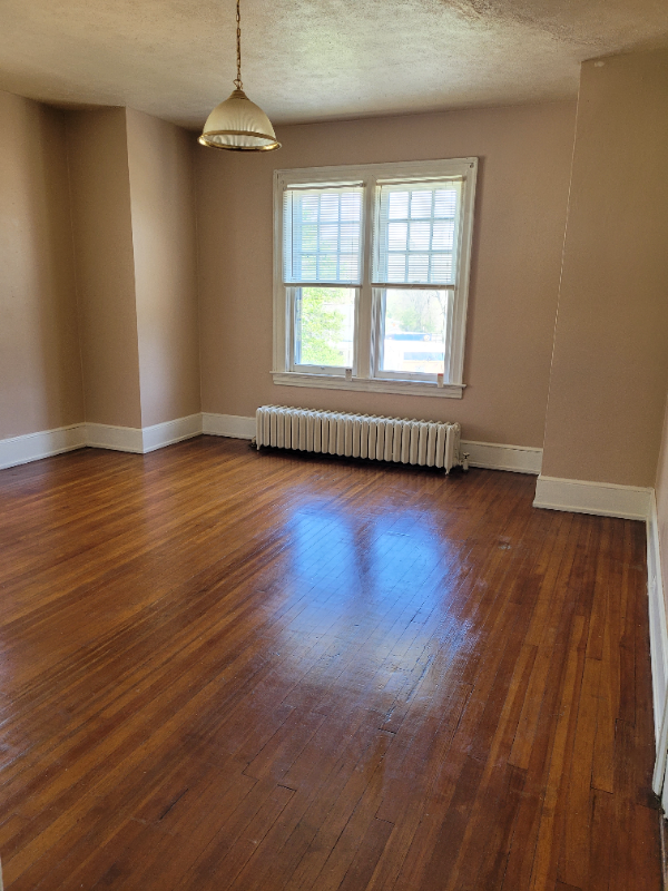 713 Chestnut Avenue #1 - Photo 4 of 11