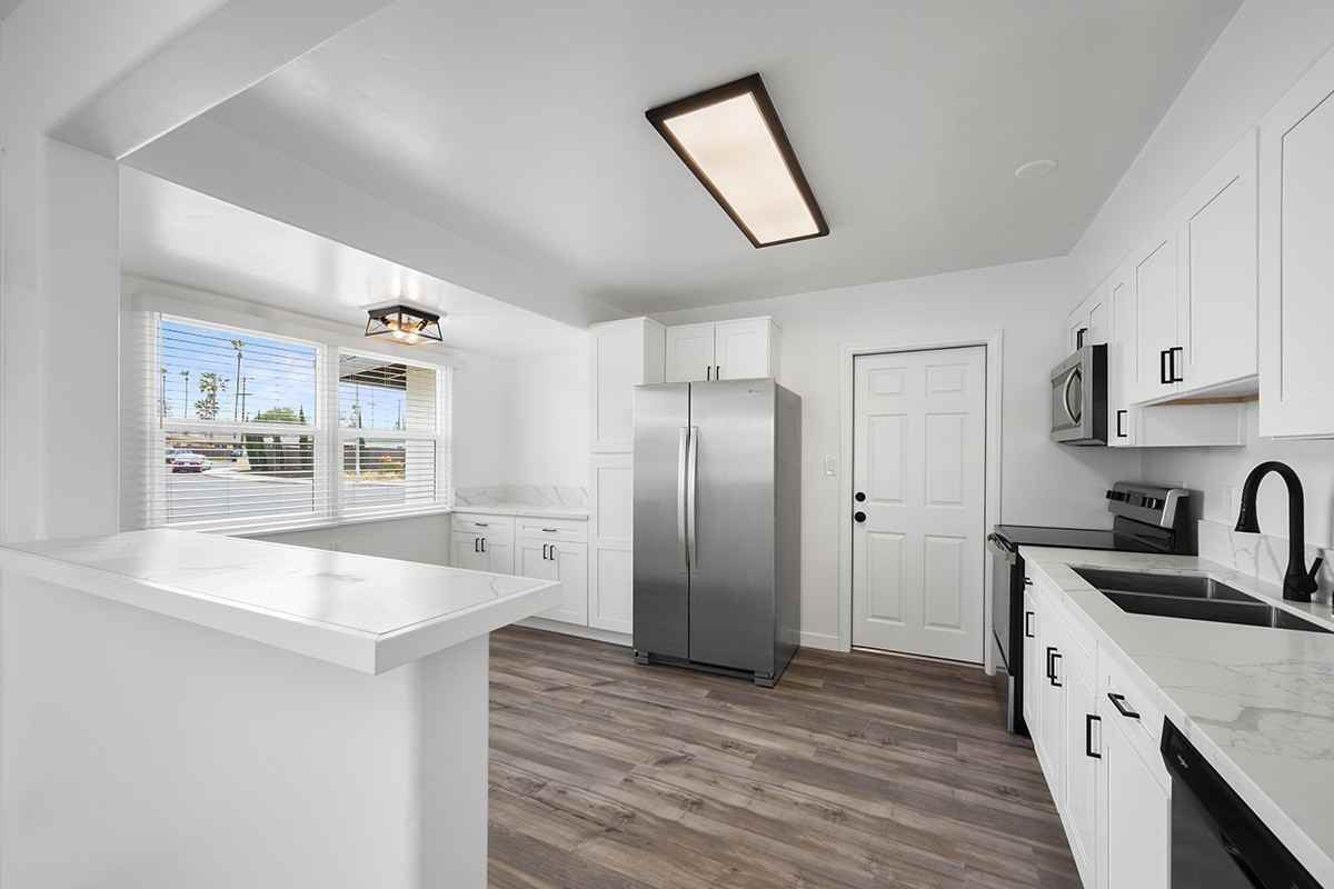 6378 Streamview Dr #1 - Photo 5 of 20