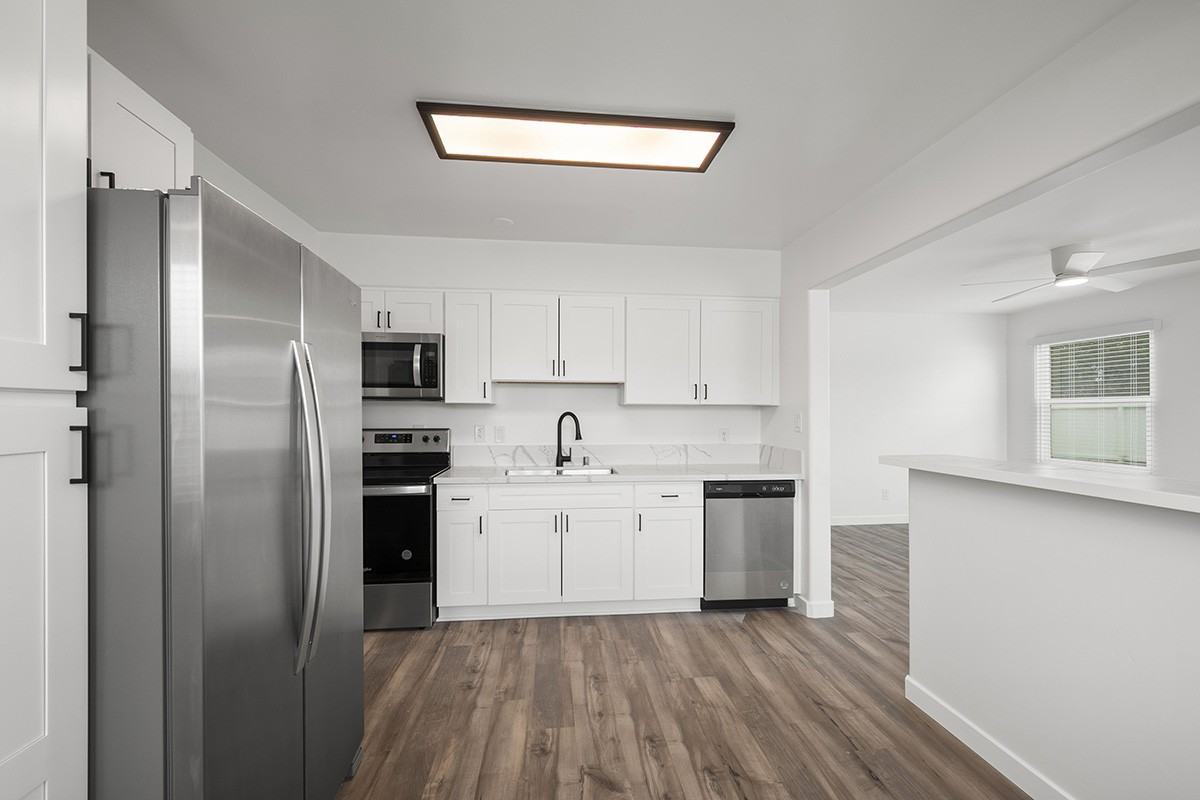 6378 Streamview Dr #1 - Photo 6 of 20