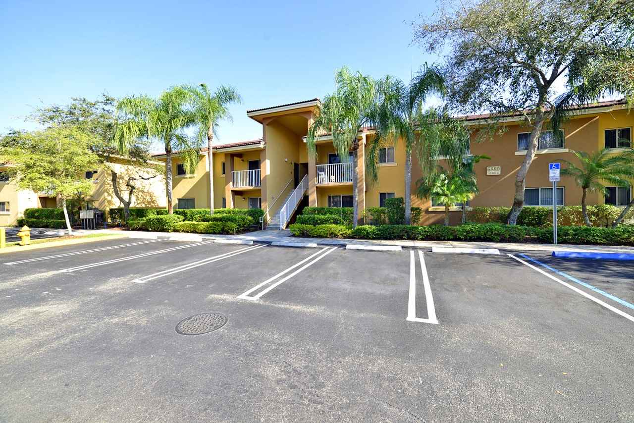 Fairway View Apartments - Photo 7 of 16