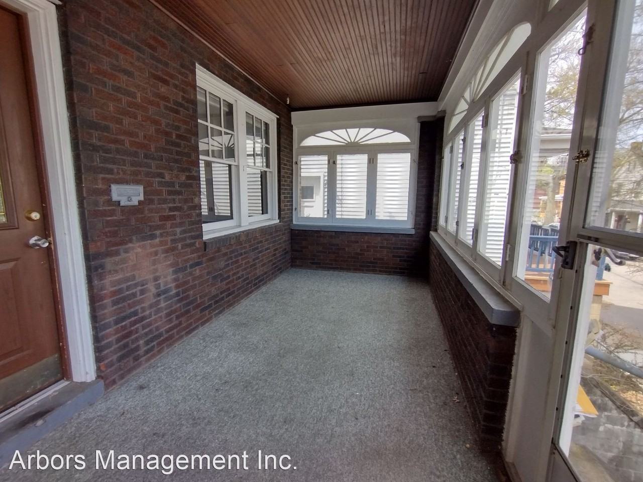 666 Montclair St - Photo 2 of 15