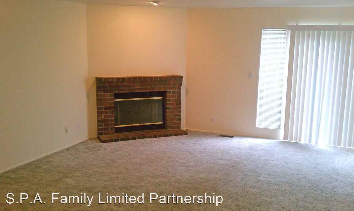 Colonial Circle Townhomes 550 Ryan Road Apartments in Buckley, WA 98321