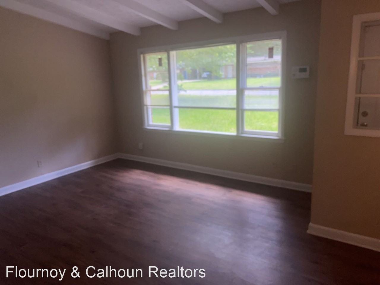 2637 Mesa St - Photo 2 of 17