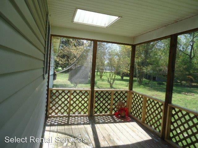 105 Ballahack Rd - Photo 3 of 5