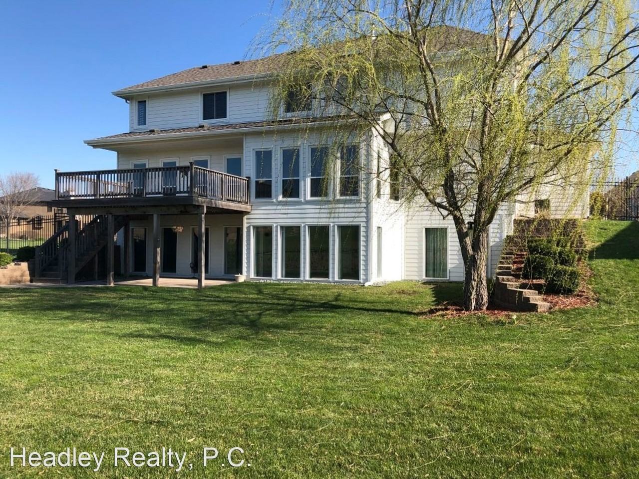 1907 Spencer St - Photo 2 of 25